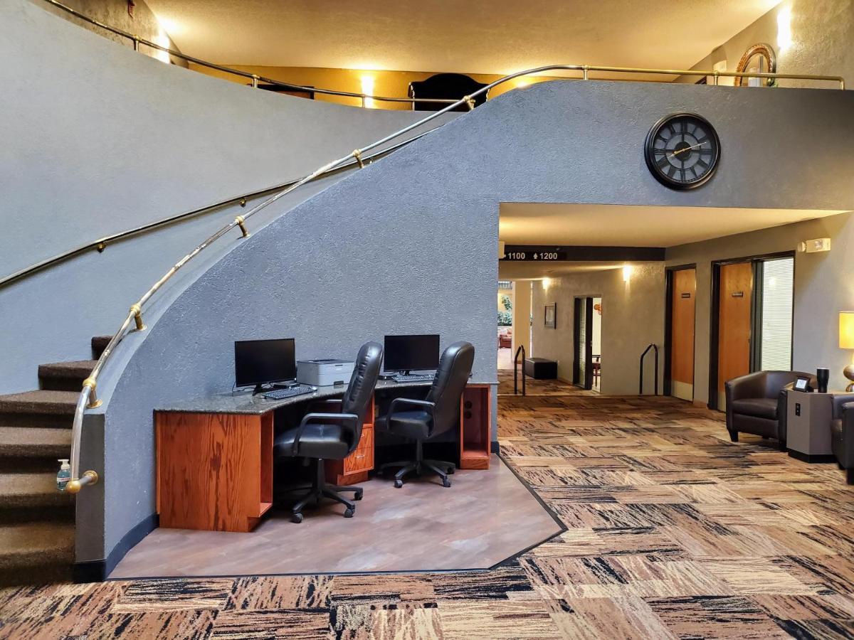 Ramkota Hotel Пиер Екстериор снимка
