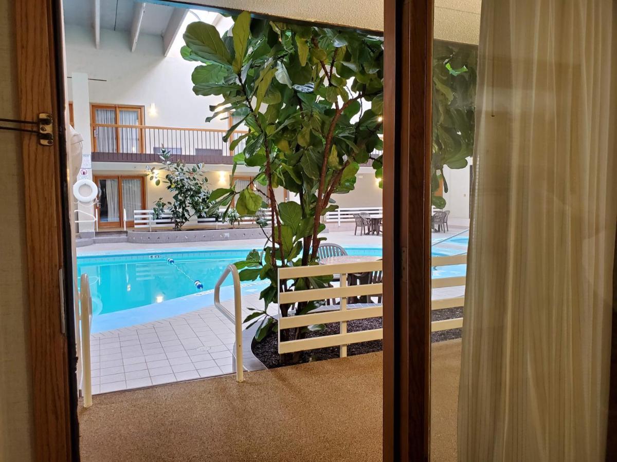 Ramkota Hotel Пиер Екстериор снимка