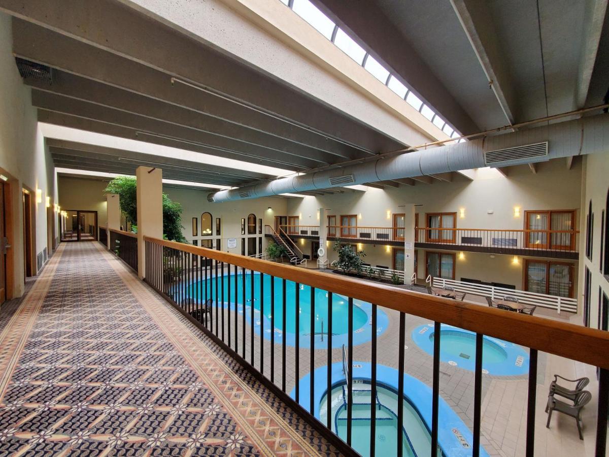 Ramkota Hotel Пиер Екстериор снимка