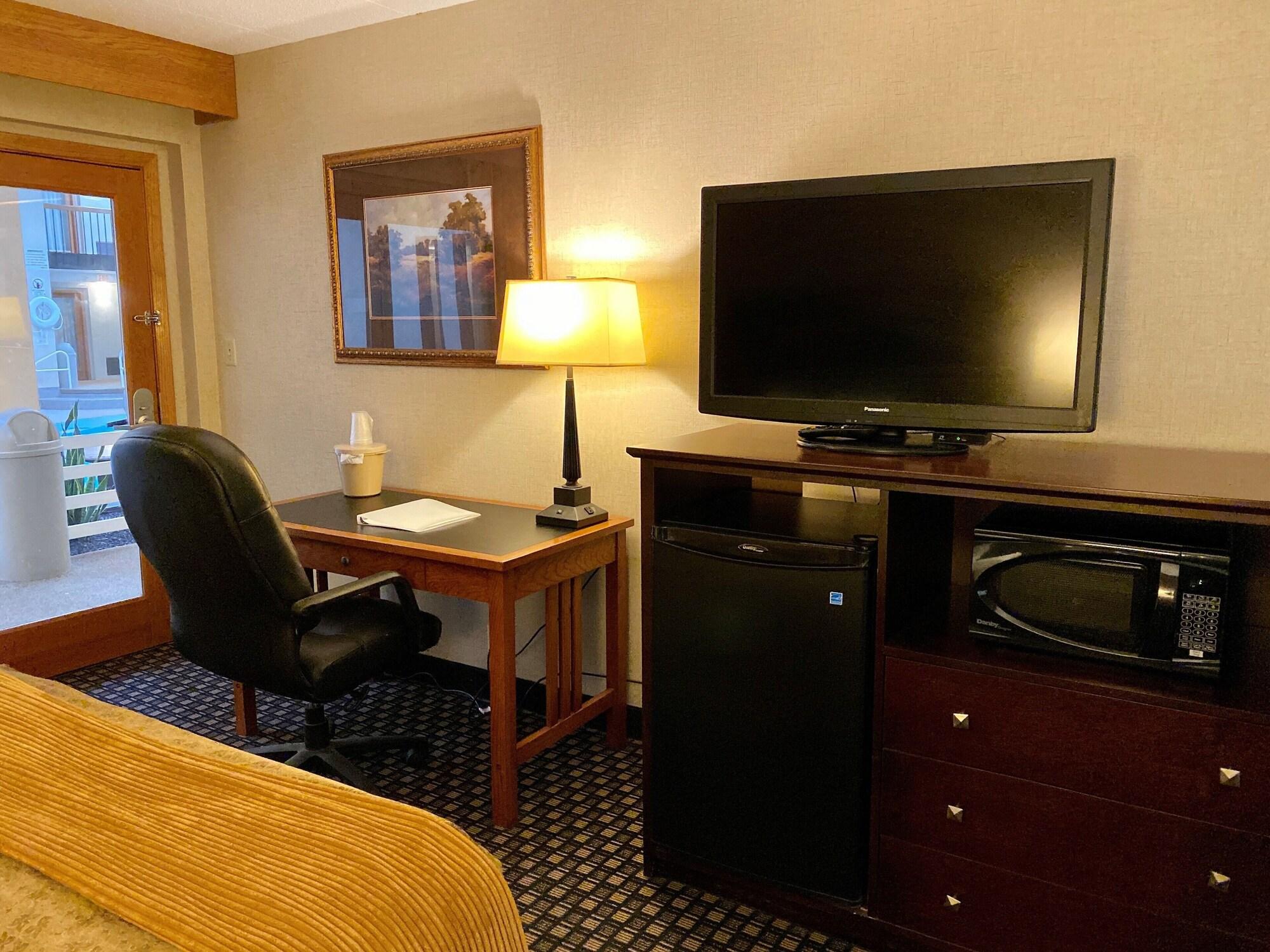 Ramkota Hotel Пиер Екстериор снимка
